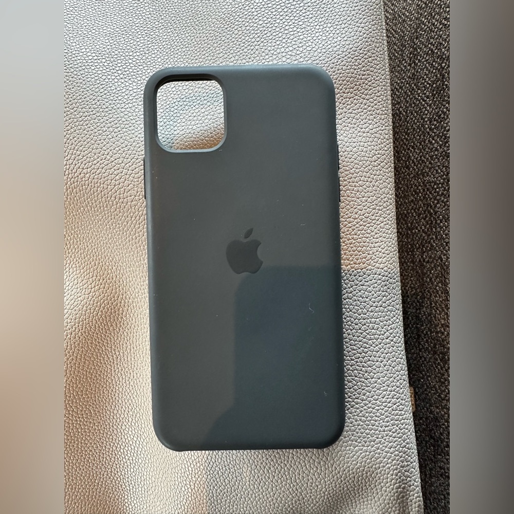 I phone 11 pro max case black
